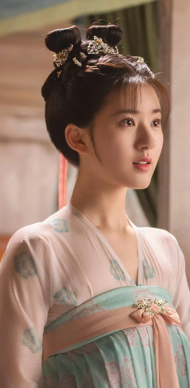 《仙剑奇侠传6》开官博,赵丽颖热巴的呼声最高,没人敢演李逍遥_赵露思