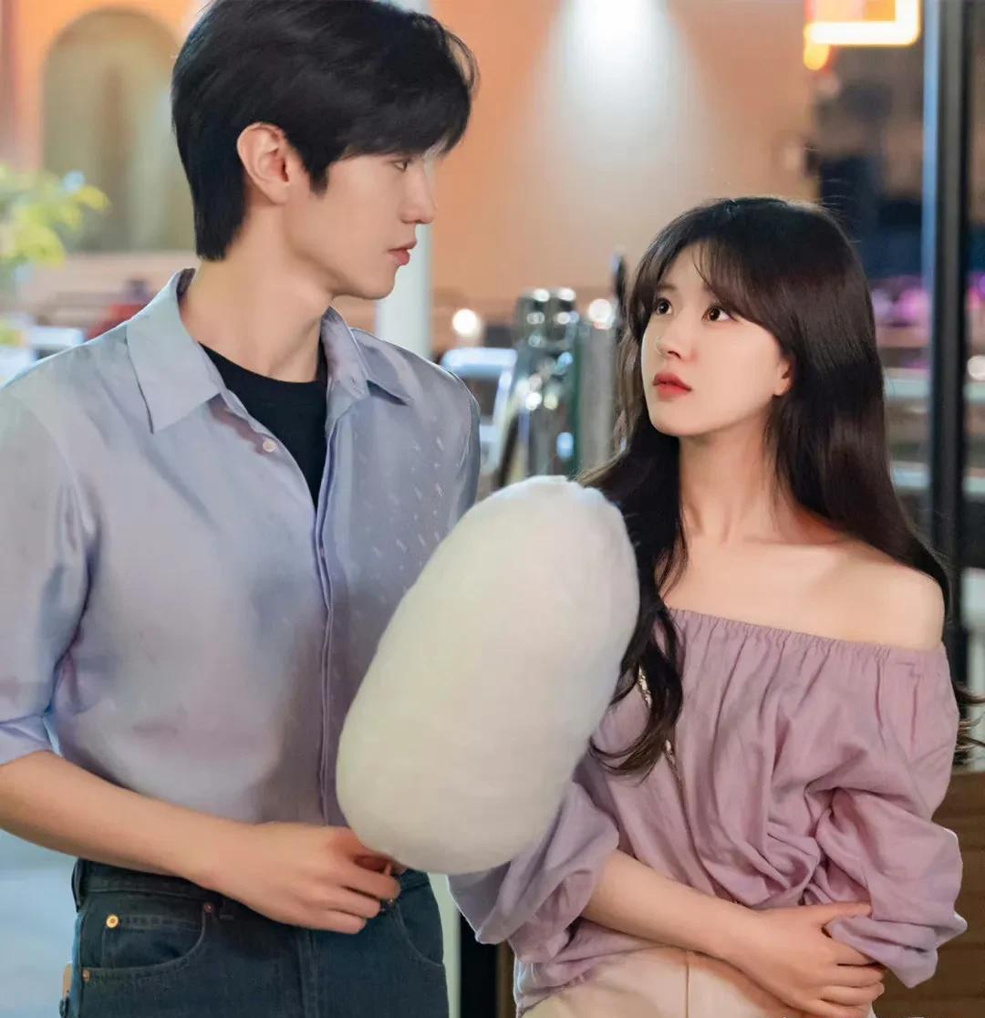 赵露思全家福令网友羡慕,俊男美女,全家鼻子都好优越_爸爸_父母_遗传