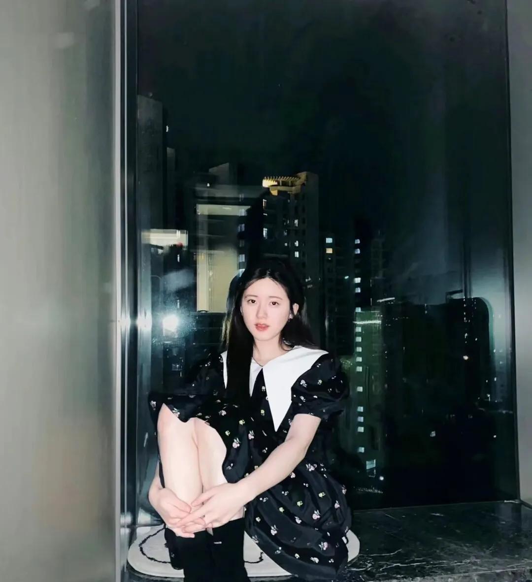 赵露思画jk,可爱又可爱_感觉_青春_力量