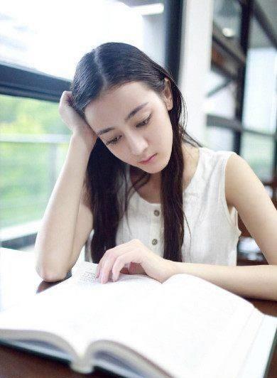 25岁迪丽热巴毕业照曝光!这是从小美到大啊_初恋_小时候_模样