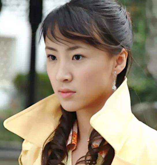 国家机密2》里的石慧;《远山的红叶》里的孙静;《桃花劫》里的赵美瑶