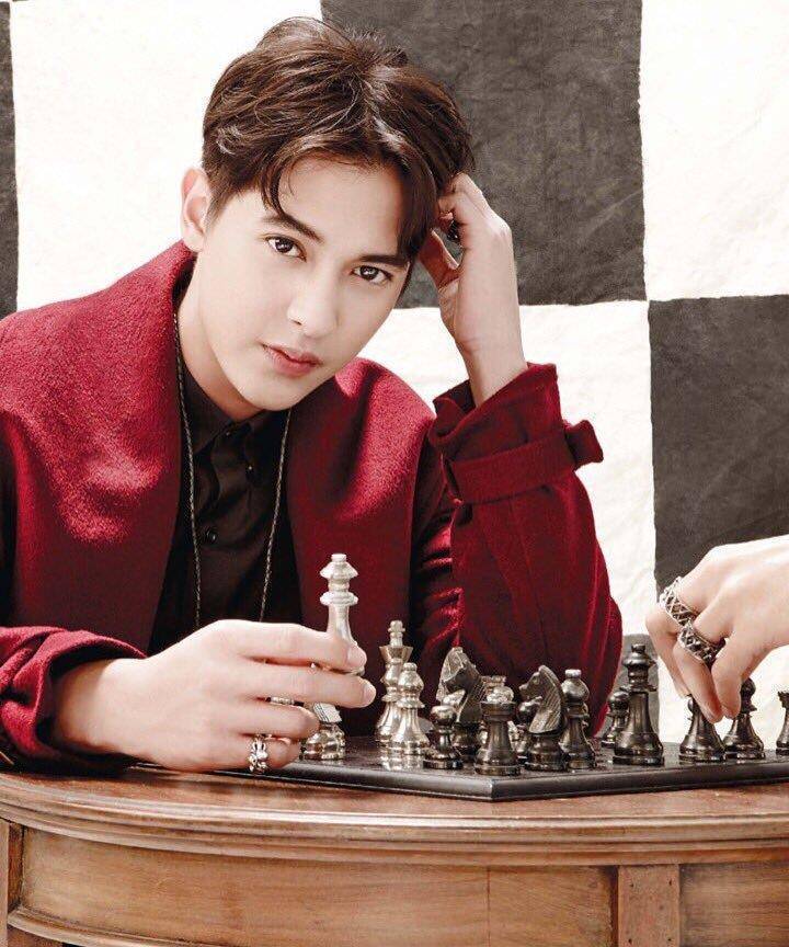 taew和james jirayu搭档会碰撞出什么样的火花,热播新剧一起追吧_nok