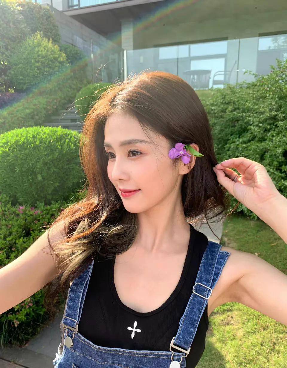 13美图:檀健次 蔡徐坤 李现 周杰伦 王嘉尔 lisa 赵丽颖 白鹿 易烊