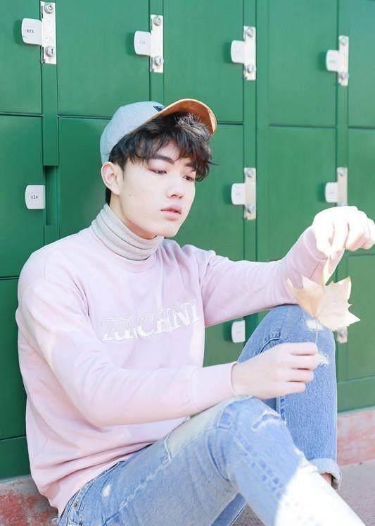 蔡徐坤这部剧貌似要火,20万人坐等观看,只是这个女生要被骂惨_叶麟_卢