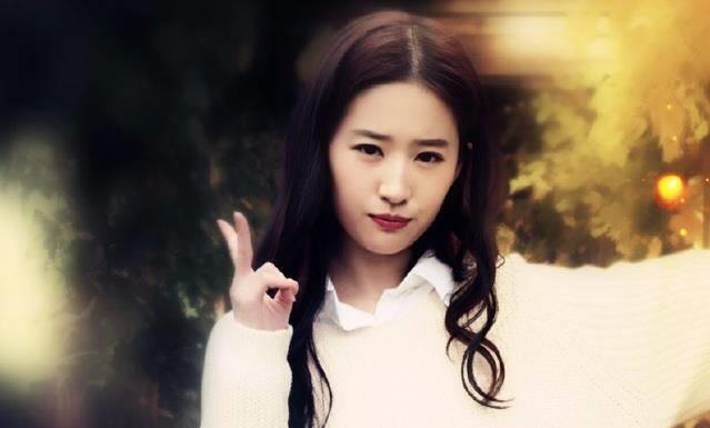 刘亦菲,200w,有人说刘亦菲无论演什么都是神仙姐姐,外型甜美,模样清新