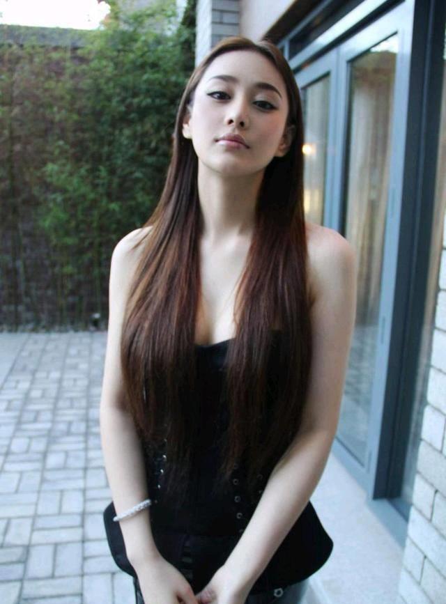 怼怂八组的演艺圈第一人张馨予,承认自己不完美,算是默认了吗?