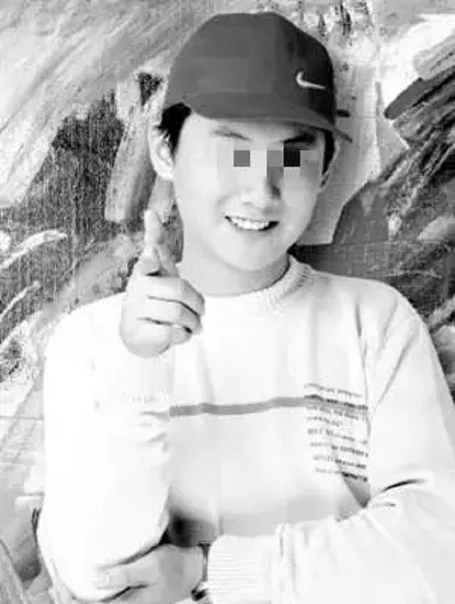 贵阳师生三角恋,高三两男生恋上班主任,争风吃醋杀死同学_王永丽_孟超