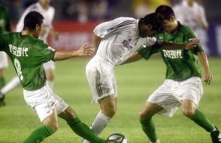 怼鲁尼,喷c罗!杨璞:我踢世界杯的时候你还没进国家队呢!