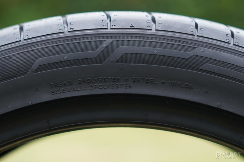 中型豪华轿车之选 测黑鹰液体黄金轮胎hu71_搜狐汽车_搜狐网