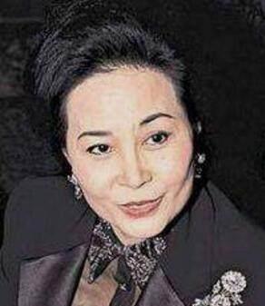 然而,司徒玉莲的这段婚姻仅仅维持了4年.