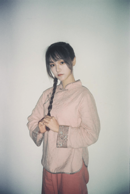 北京电影学院大红灯笼高高挂贺美琦饰演雁儿剧照_表演_民国_剧情