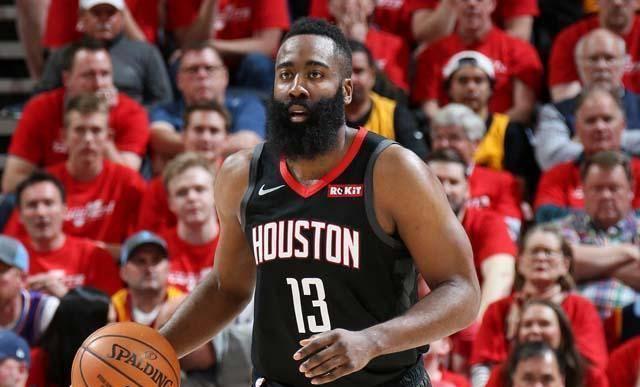 哈登说他希望拿3-4个总冠军,你认为他能为火箭夺几冠?