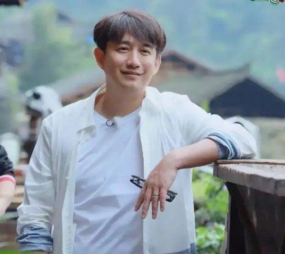 这4位爱情干净如纸的男星,堪称娱乐圈"清流"_黄磊_孙莉_陆毅