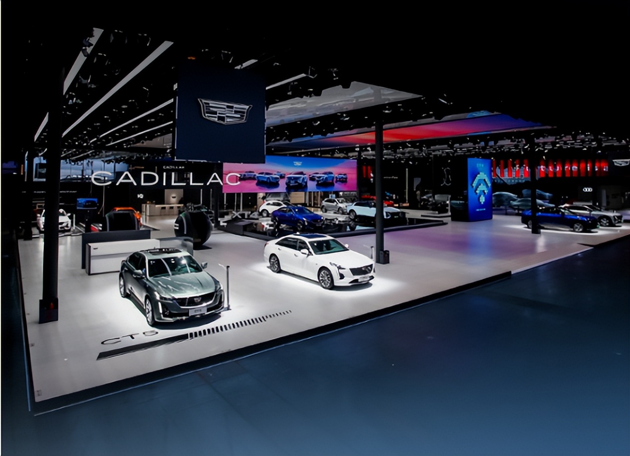 凯迪拉克亮相上海车展3号展馆,最强车团吸引消费者驻足!