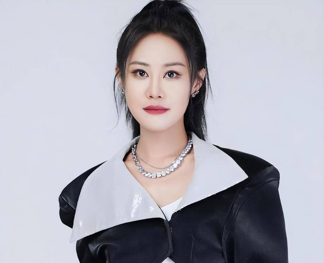 创作并演唱《少年》的歌手梦然,她的真名叫什么?_作品_音乐_歌坛