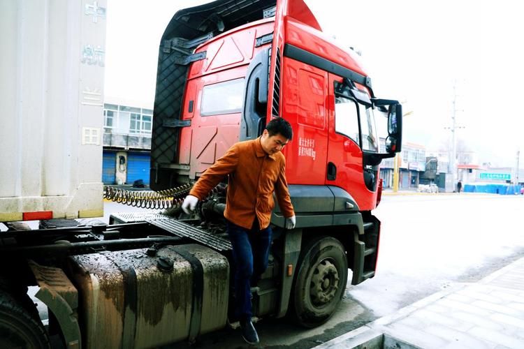 直招a2危险品半挂车司机 招半挂车a2危货司机_运输_招聘_技能