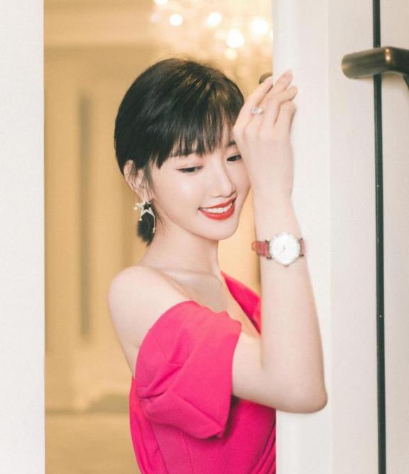 网友对毛晓彤和杨玏的cp非常看好,但要尊重自己的真实情况.