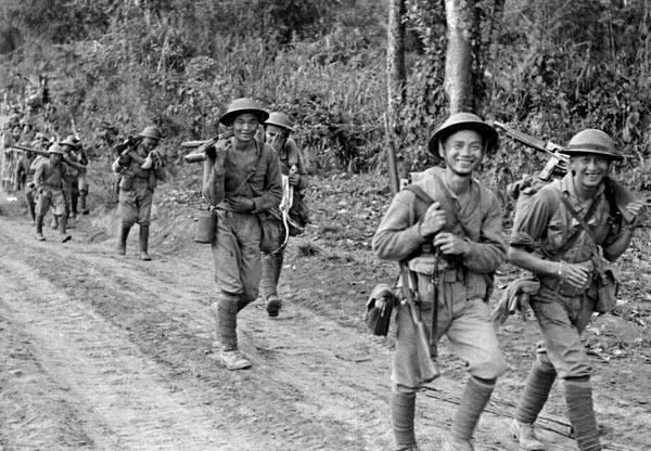 郑洞国:除了装备好,没有逃兵是关键_中国驻印军_士兵_训练