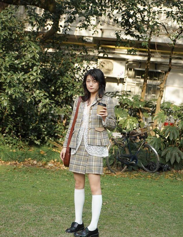 黑尾酱"肉肉腿"还穿白袜,暴露了腿型_不知道_造型_气息