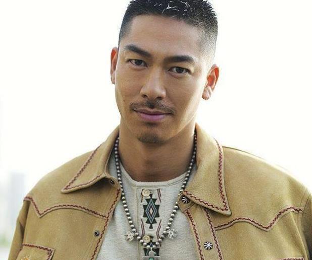 长发及腰闪变短发妹子,网友:贤妻呀_黑泽_明星_言承旭