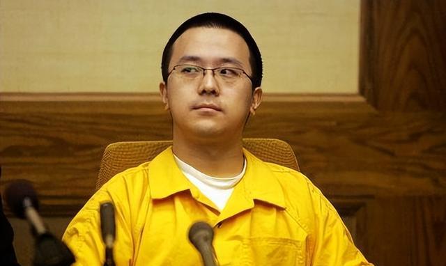 09年浙江学霸朱海洋:表白被拒,当街将女方斩首,被捕时一脸平静_杨欣