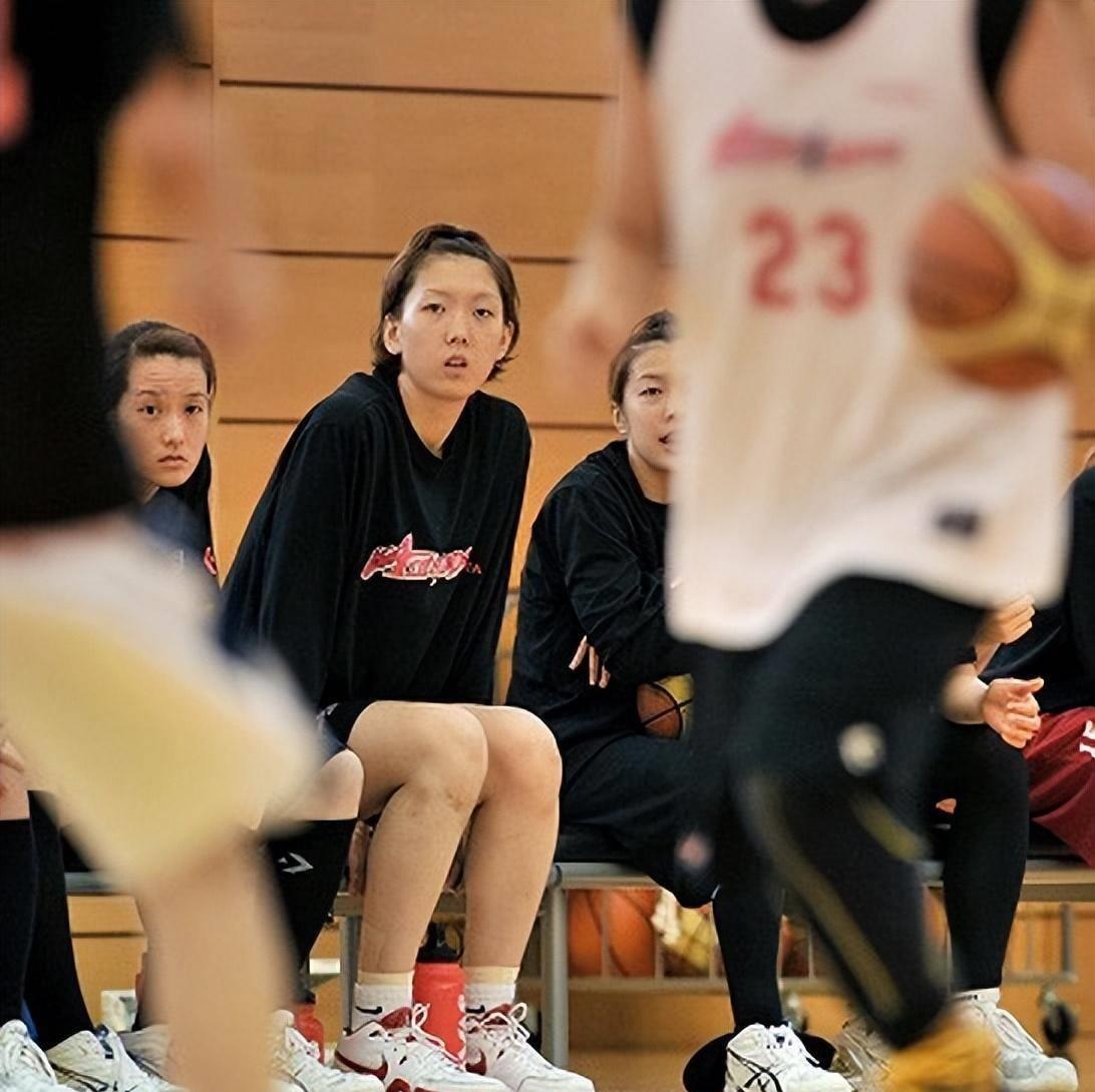女篮"叛徒"李明阳:养病期间背叛祖国,入日籍认日本富商为干爹_归化