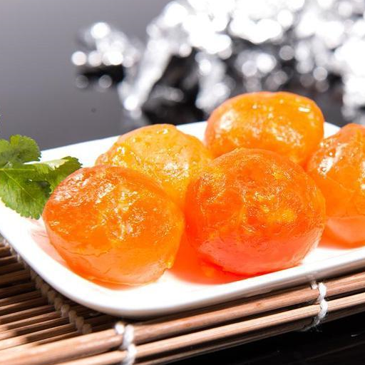 刷爆朋友圈的网红双黄蛋雪糕,你在家就能做,简单4步,好吃易学_冷藏