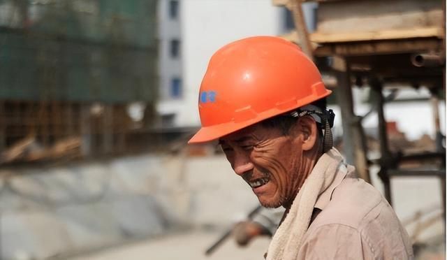 最新55岁大龄男工招工(55岁左右的大龄工招聘信息)_工作_蓝领工人