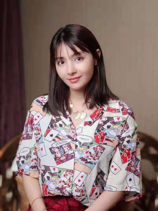 麦迪娜谈于小彤恋爱往事,直言见不得新女友陈小纭,言辞超激动_节目