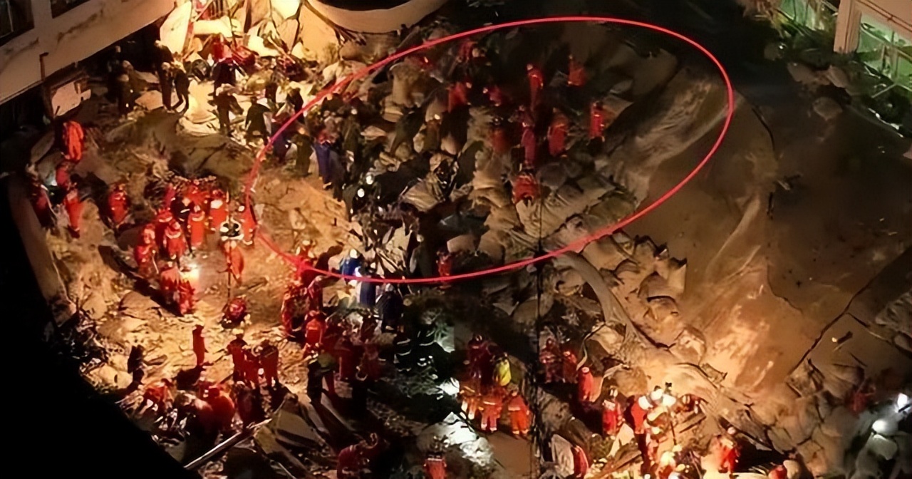齐齐哈尔体育馆坍塌共11人遇难 有家属质称没人给沟通疑救援流程