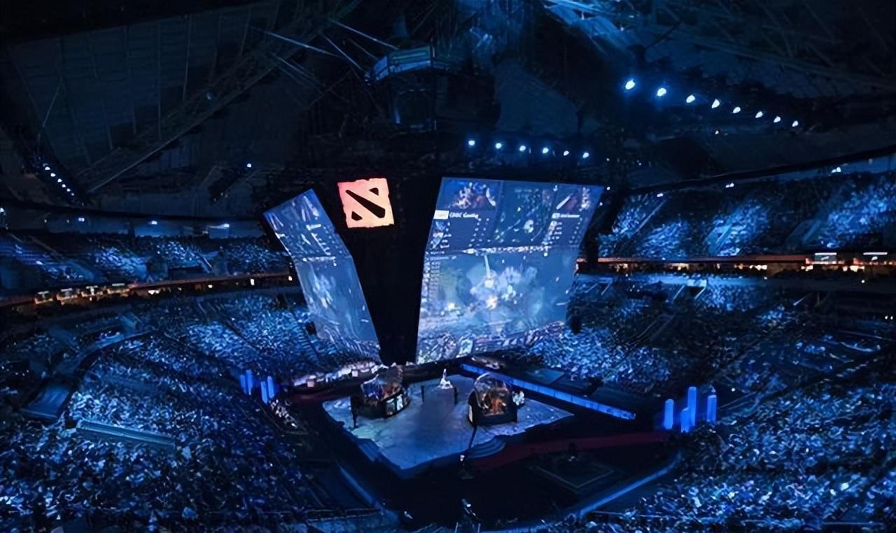 家住20亿豪宅,却直言:希望爱情不含物质_生活_钟江海_人们