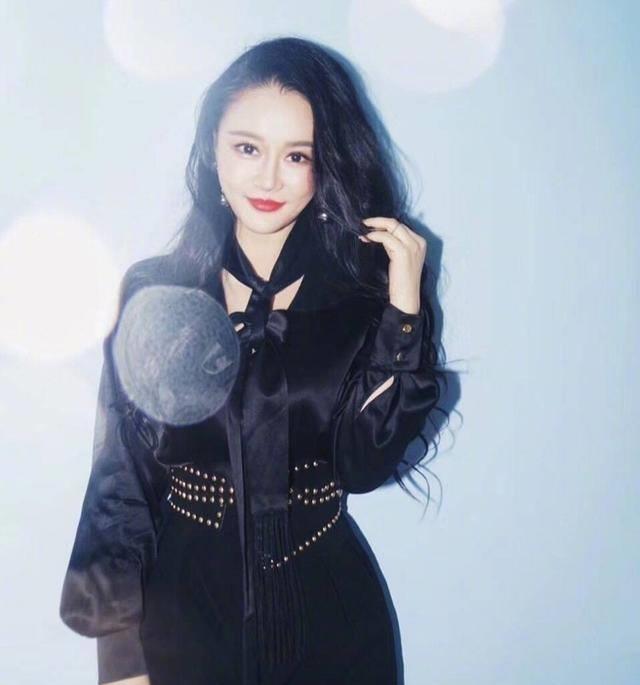 冉莹颖引用莫言名言秀精致五官,粉丝:莫言没说过这话_拳击_中国区