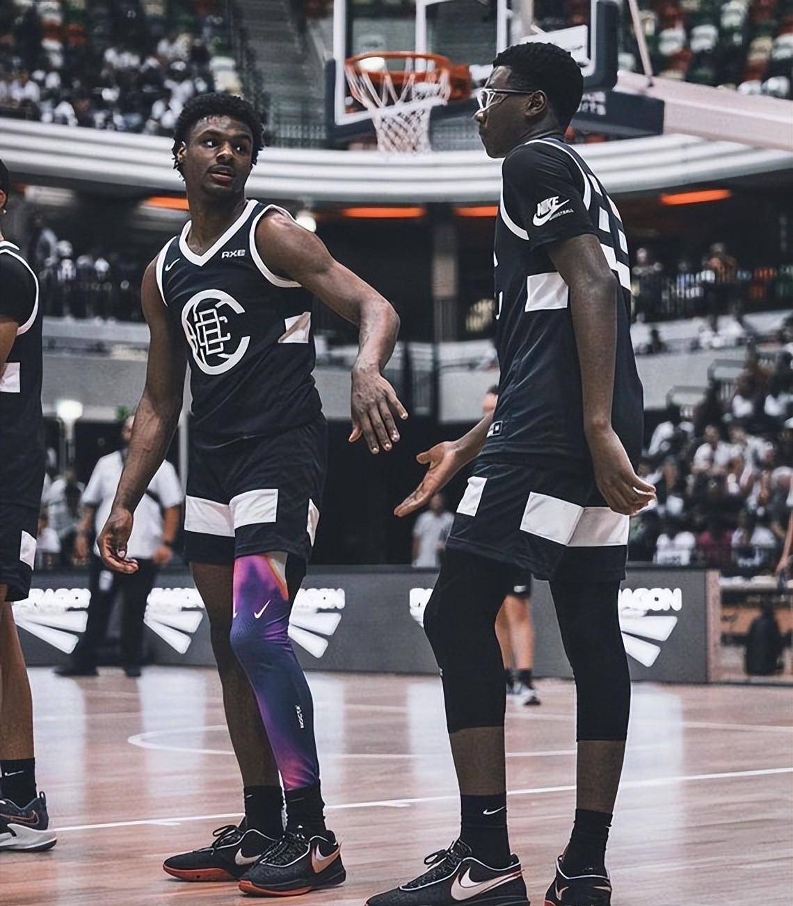 布朗尼·詹姆斯已经离开icu,目前病情稳定_排名_训练_本赛季