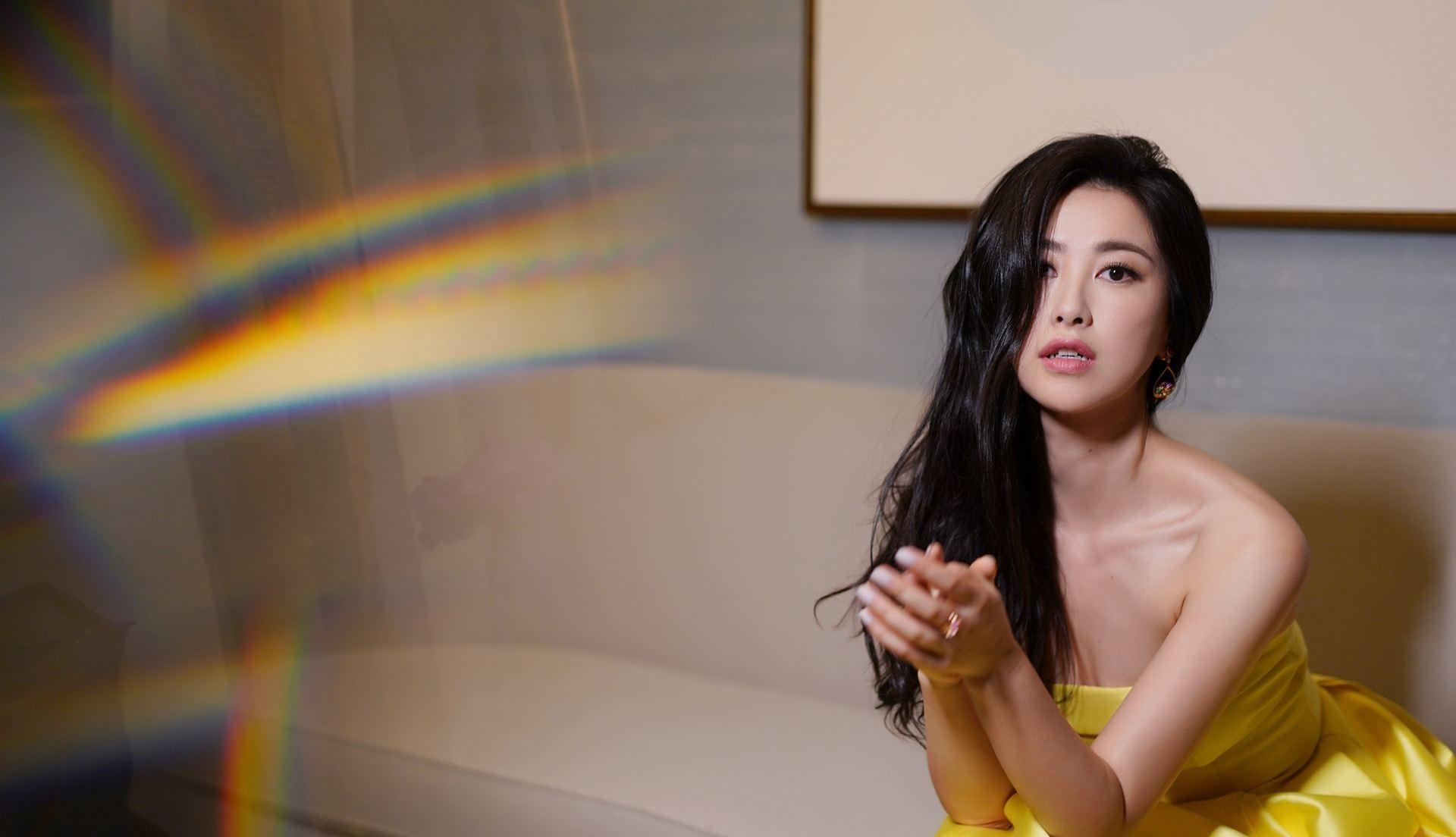 朱珠的四段感爱情,曾和世界顶级富豪相恋,靠性格征服了4位男人_女人