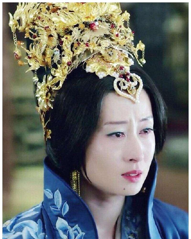 让很多观众记住了大姐明镜和静妃,也记住了演技杠杠的演员刘敏涛