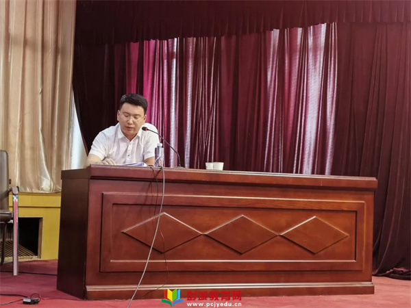 沛县树恩中学副校长杨强沛县树恩中学副校长杨强就学校《校园日常管理