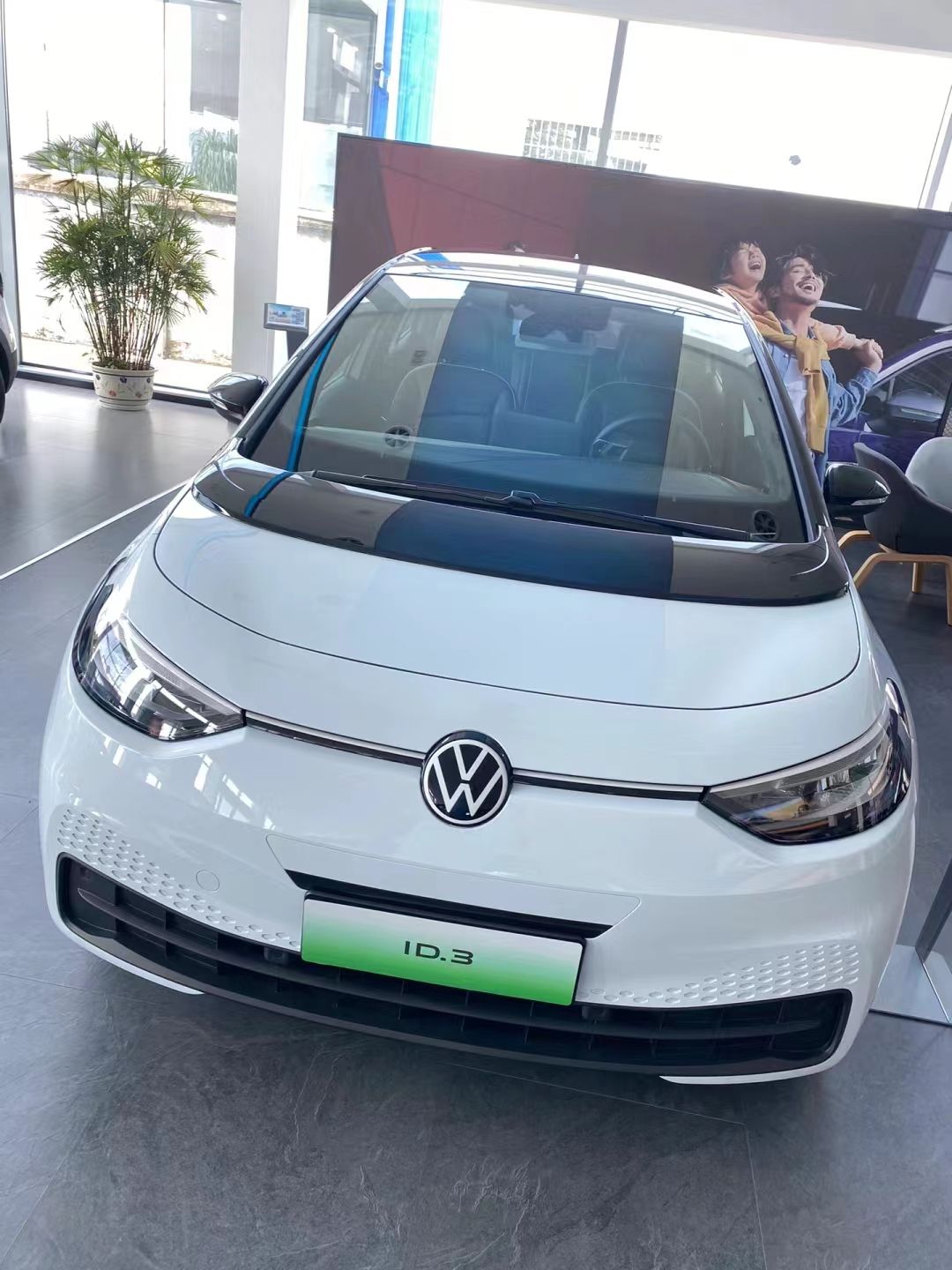 what-happens-if-you-trade-in-a-financed-car