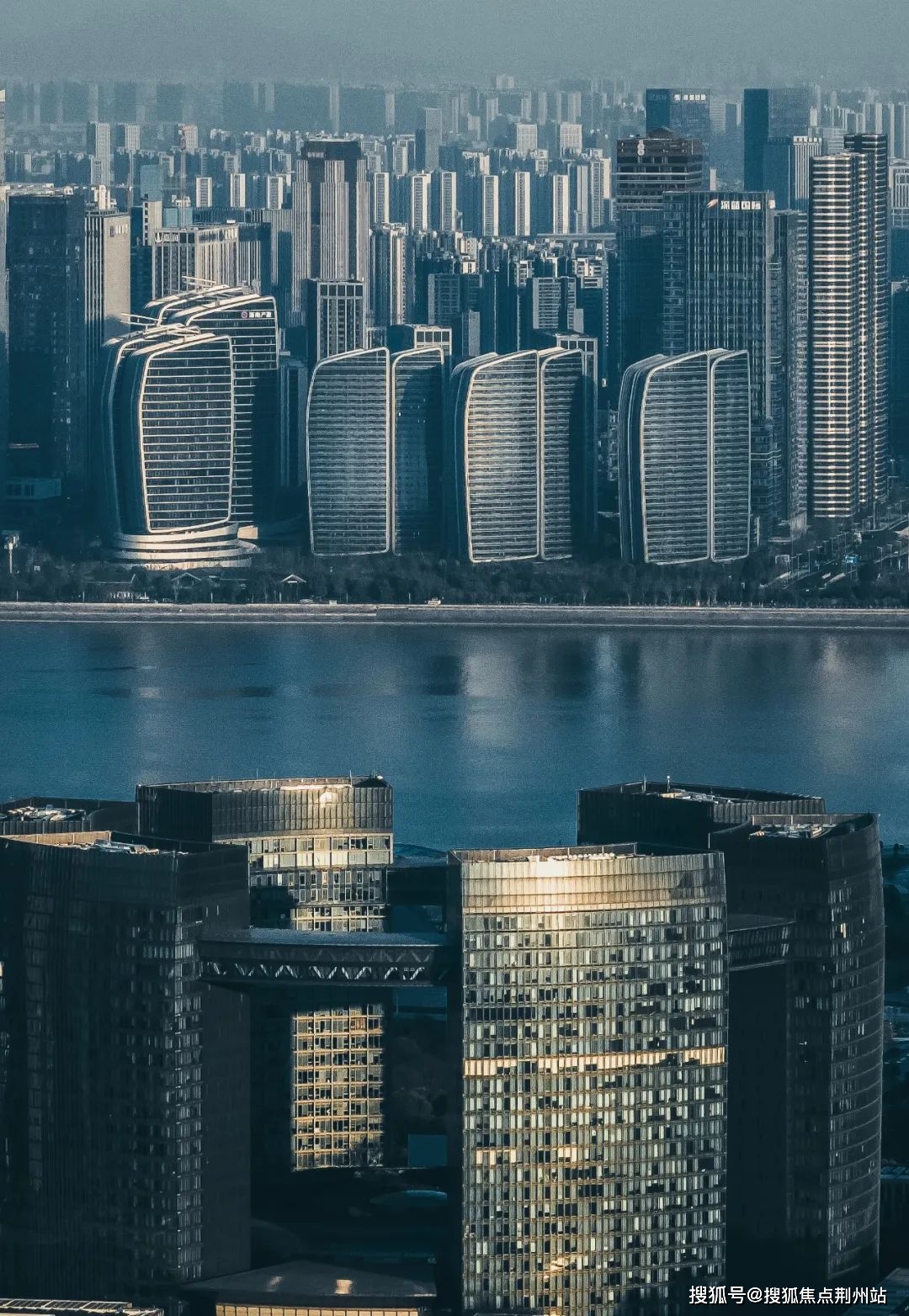 杭州【观云钱塘城】售楼处电话|楼盘详情|价格|营销中心|地址|24小时