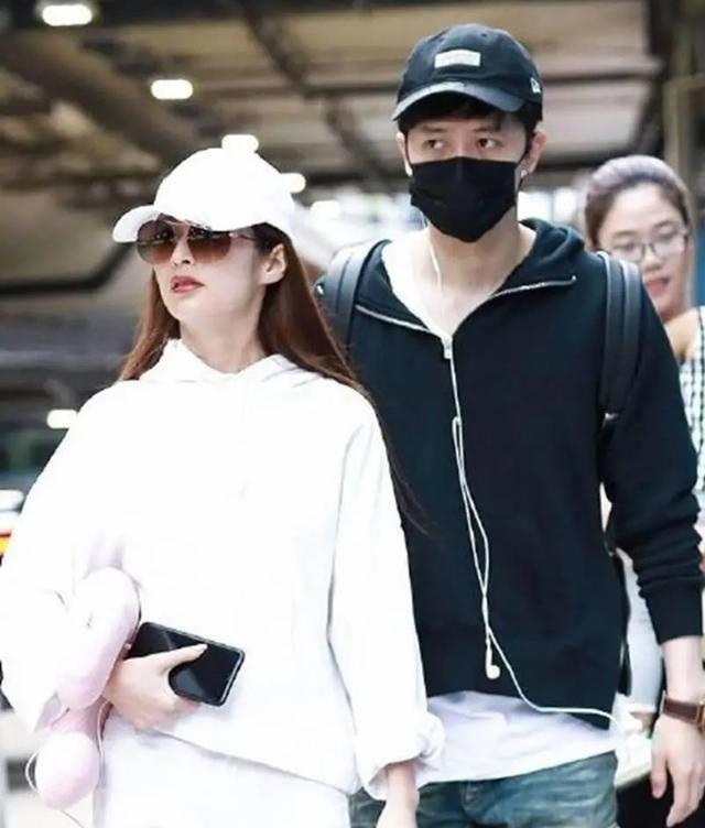 现穿白色紧身裤配卫衣,同框老公大秀恩爱_颖儿_付辛博_时尚