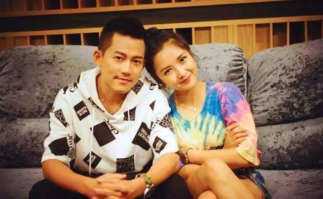 何洁第三胎成热门话题,热衷蹭朋友热度的苏醒:如今他一言不发!