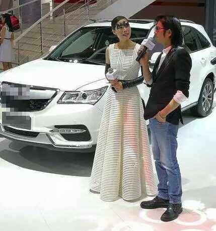 昔有山寨周杰伦,张韶涵的明星孙冬,刘梦涵共同现身活动捞金,最终还