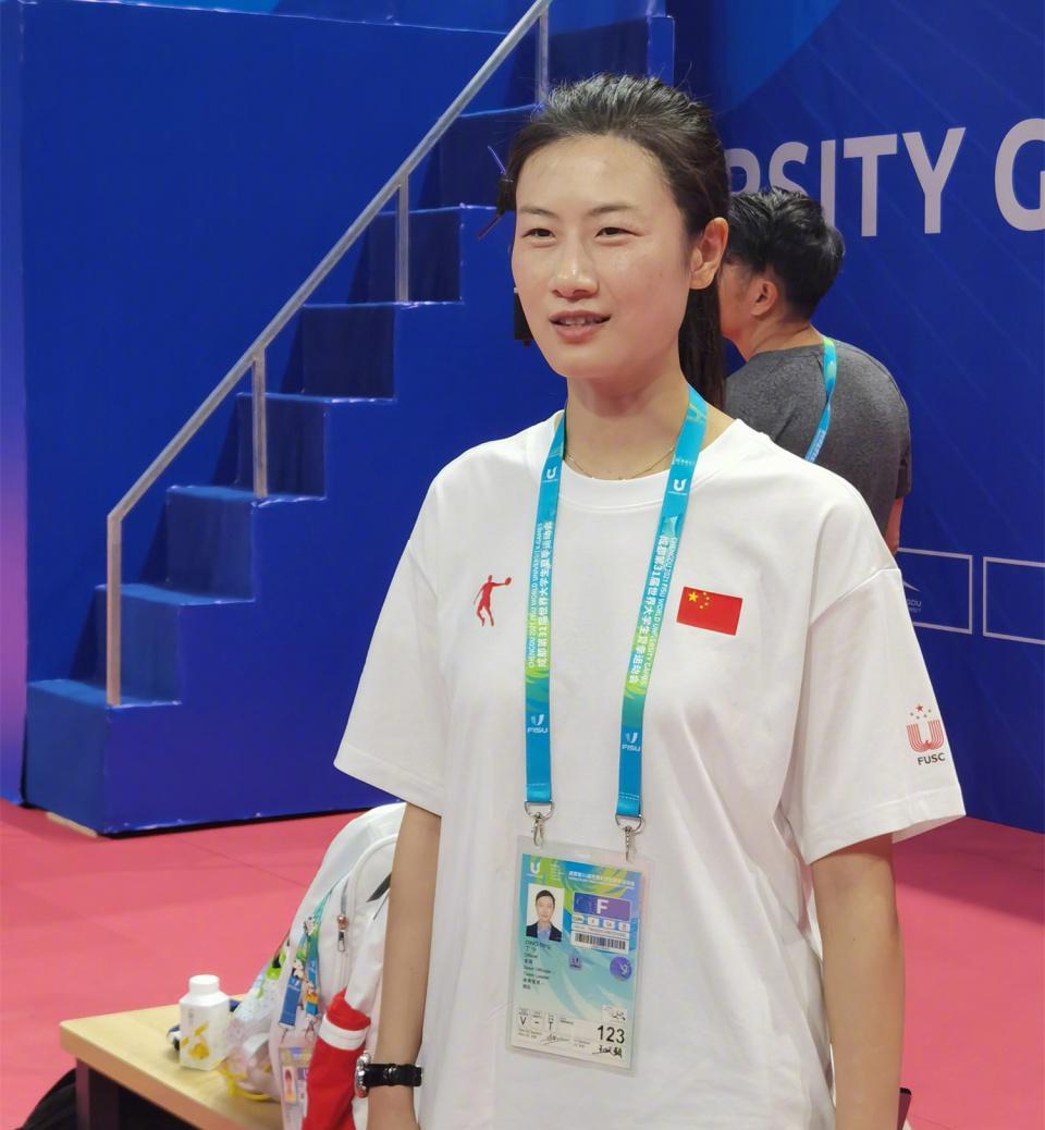 北京时间7月27日,乒乓球传来丁宁,林诗栋,福原爱三人的消息_国乒