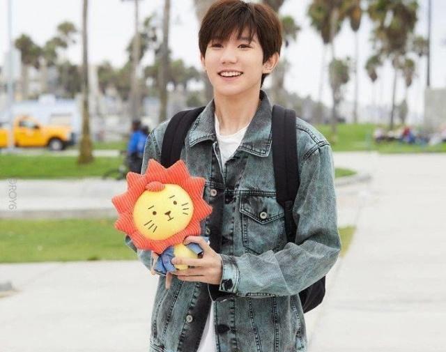 王源还真的是一个没有偶像包袱的人,因为这件事?_农夫_化妆_时候