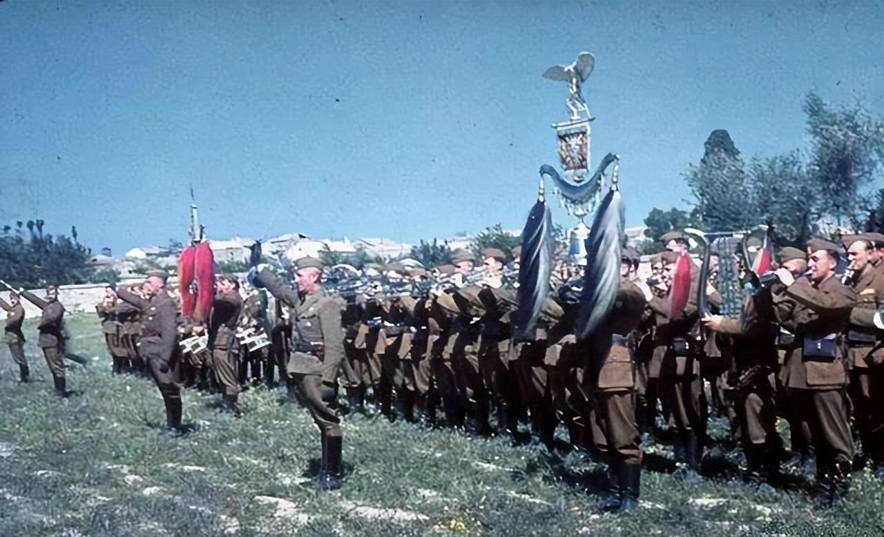 曾作为欧洲第一强国的西班牙,为何在二战中连吭一声都不敢?