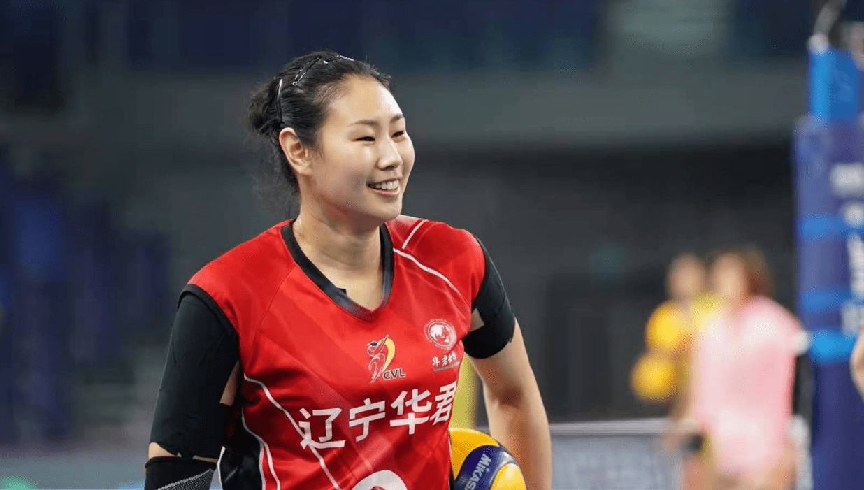 36岁颜妮新职务曝光,继续为排球做贡献,郎平没看错人_中国女排_球迷