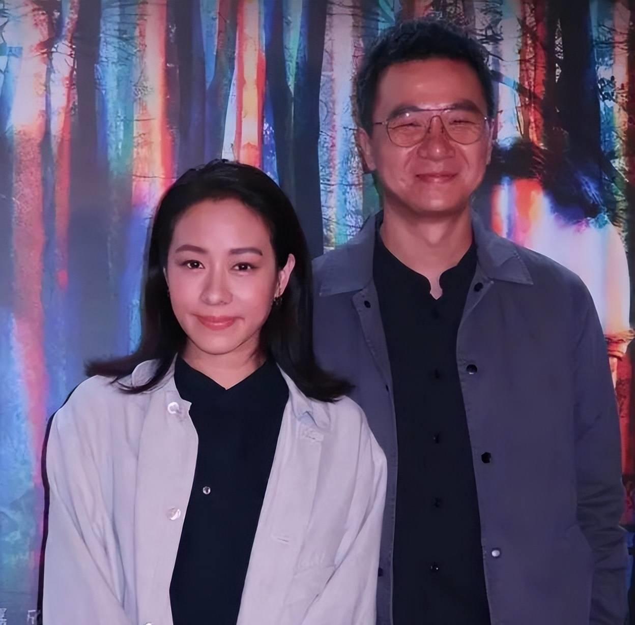 原创林嘉欣宣布离婚,结束12年的婚姻,夫妻以不好友分居结束感情