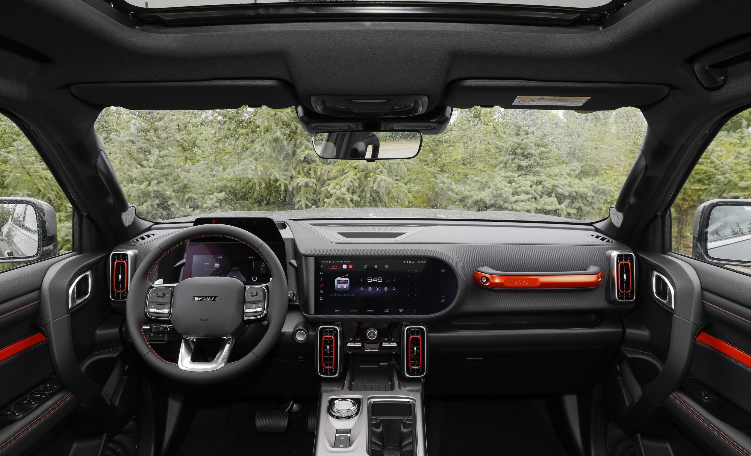 原创:售价12.39万元起,2024款哈弗大狗正式上市,动力升级