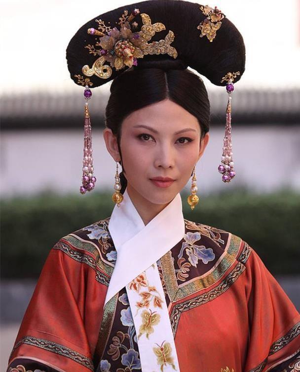 但很多人不知道,"甄嬛"这个角色,其实是编剧流潋紫为蔡少芬量身打造.