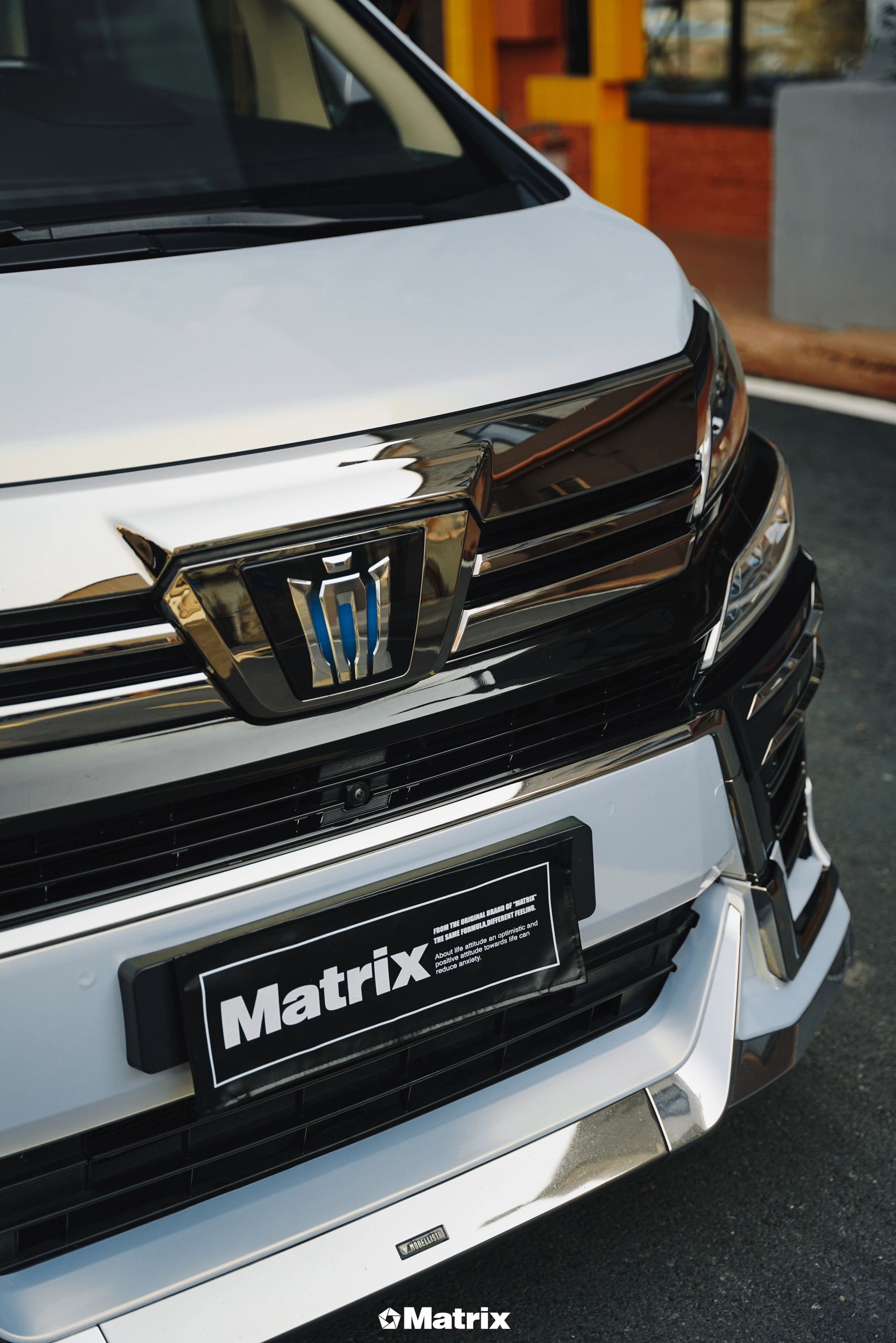 丰田威尔法matrix矩阵改色膜远峰蓝魅金,清新脱俗_搜狐汽车_搜狐网