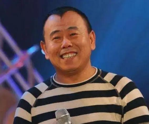 潘长江竟然不是最矮的_资料_显示_郭敬明